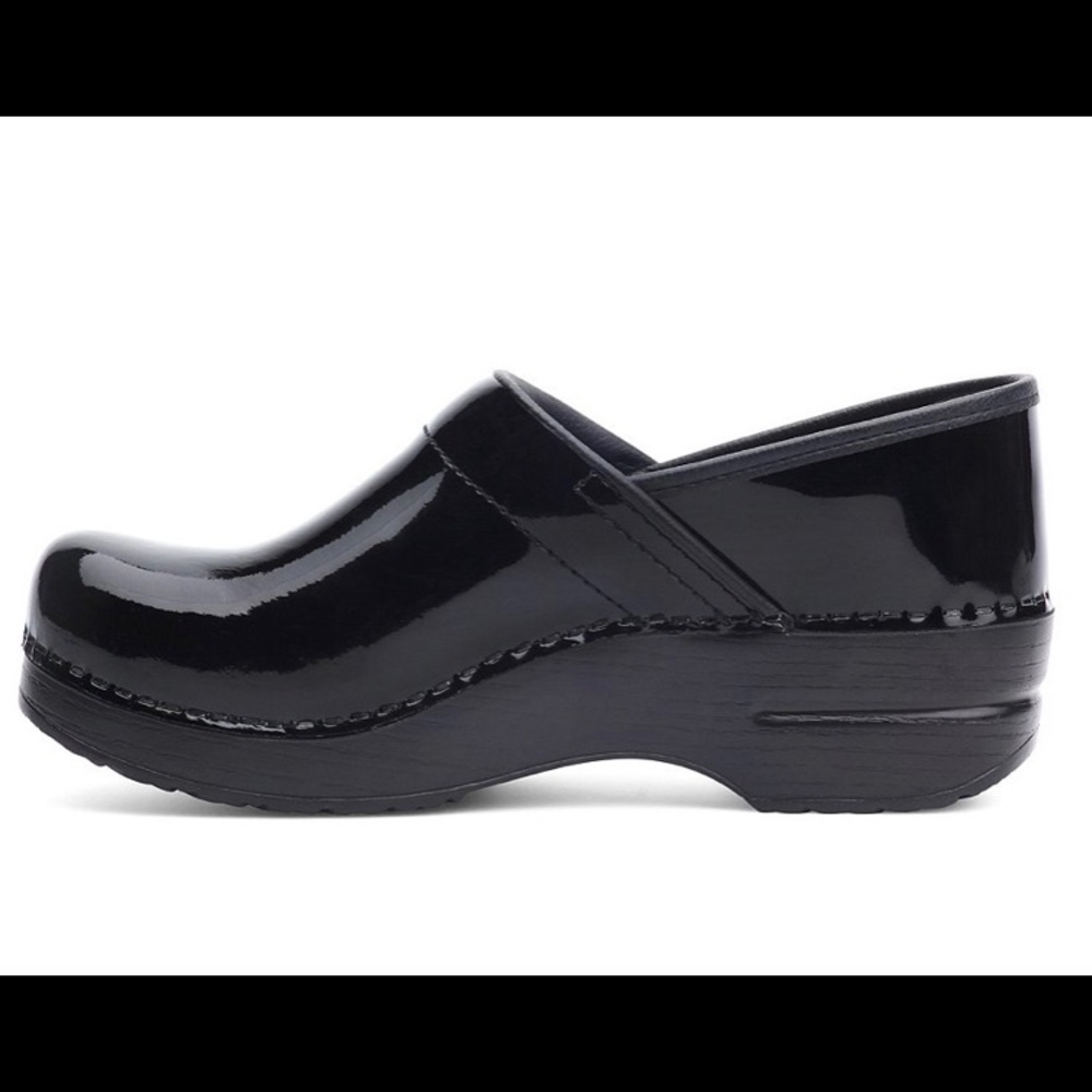 Dansko  Clogs Size 38 Black ombre